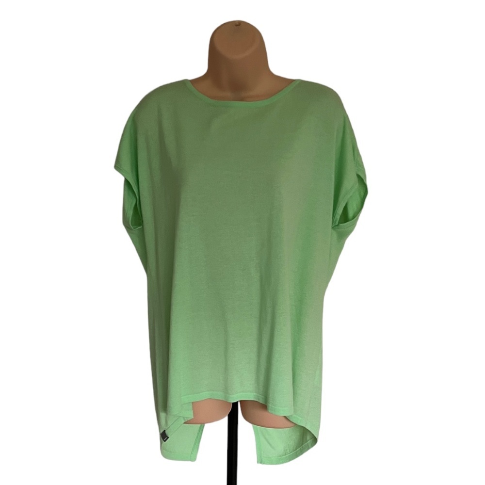 NWT - Bench Dolman Sleeve Top